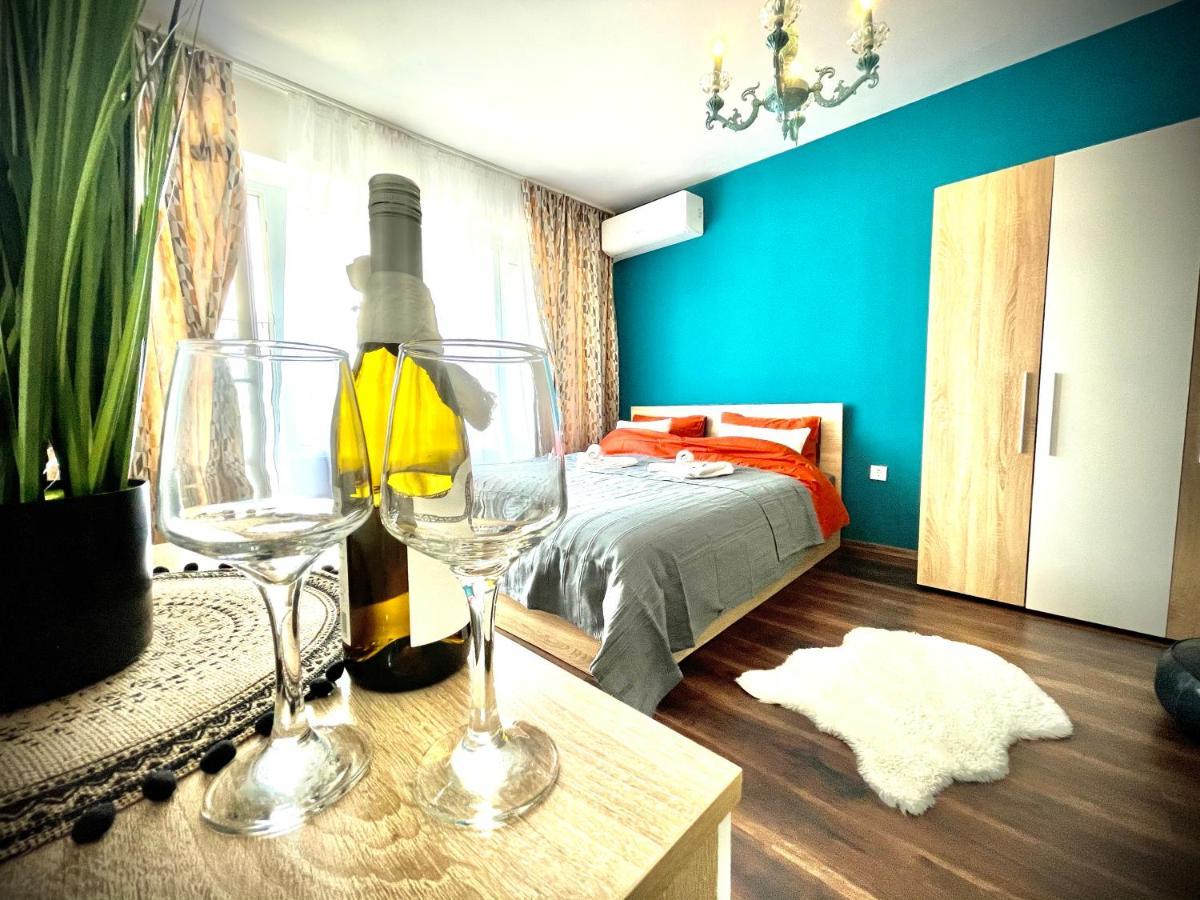 La Casa De Mary Apartment Burgas Exterior photo