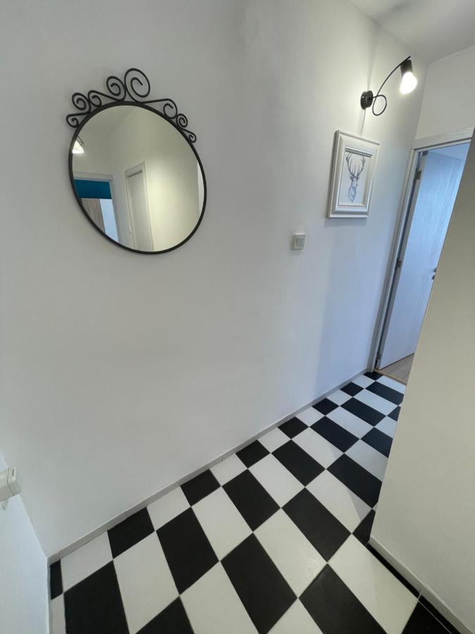 La Casa De Mary Apartment Burgas Exterior photo